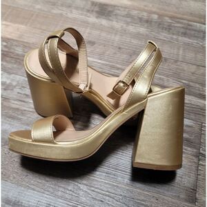 Dream Paris Y2K Inspired Gold Iridescent Strappy Chunky Platform Heel Sandals 7